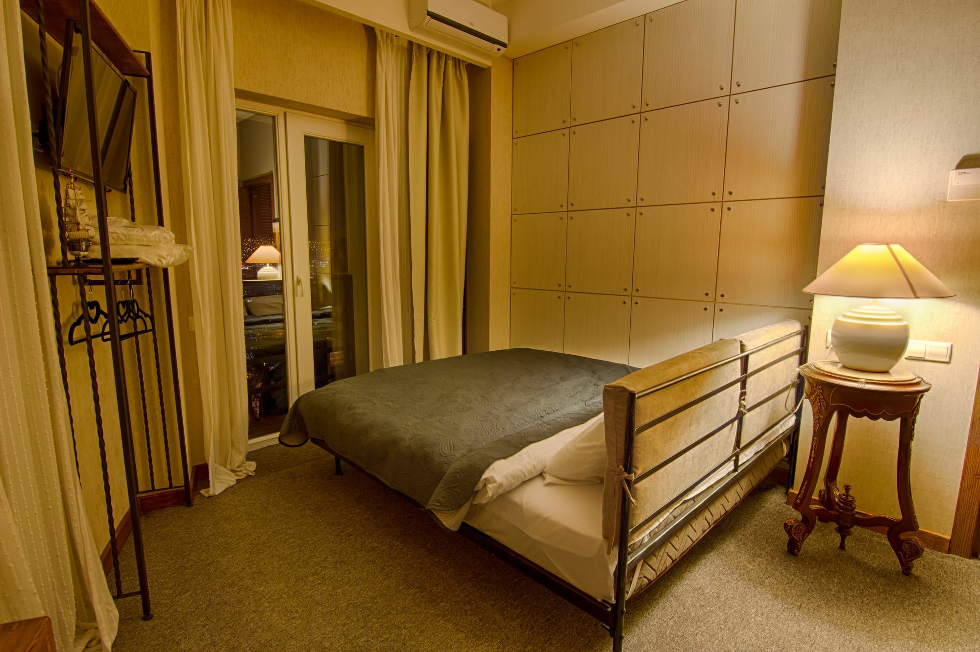 Hotel Salve Тбілісі Екстер'єр фото